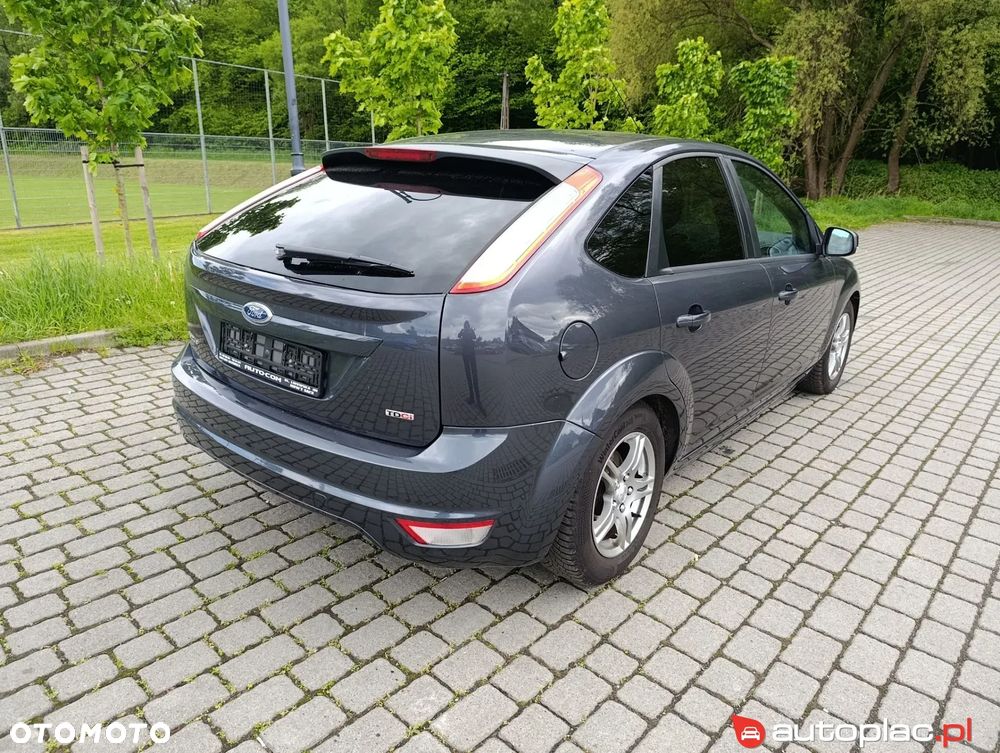 Ford Focus 1.6 TDCi DPF Trend - 8