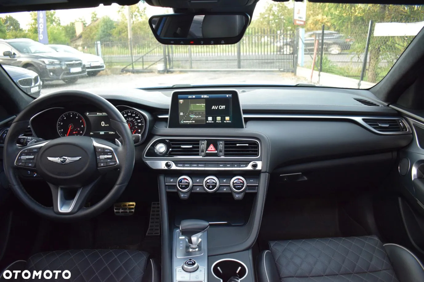 Genesis G70 - 8