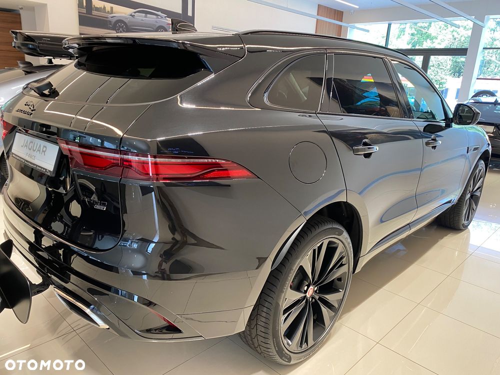 Jaguar F-Pace - 11