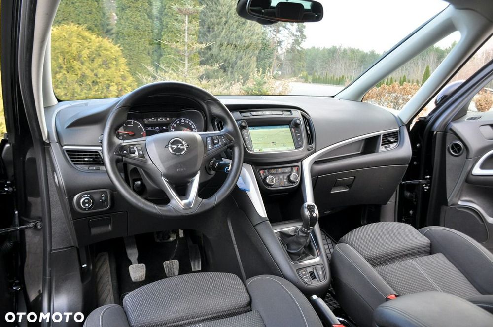 Opel Zafira - 29