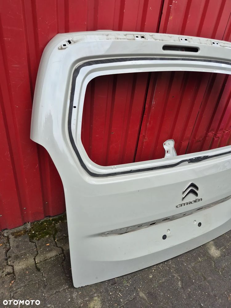 Citroen Berlingo klapa bagażnika 9820436080 - 2