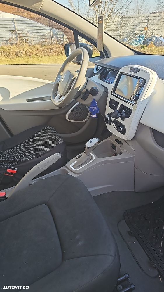 Renault ZOE - 9
