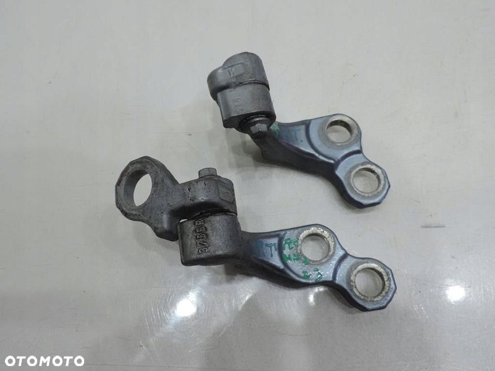 ZAWIASY DRZWI PRAWY TYŁ Z3 FORD FOCUS MK2 - 1