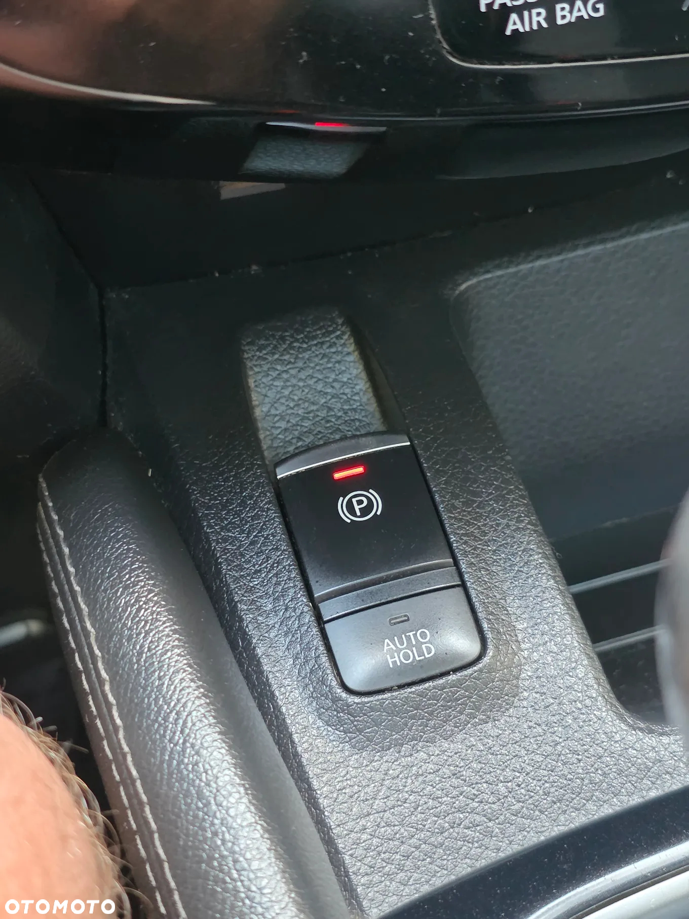 Nissan Qashqai 1.6 DCi 4x4 N-Connecta - 6