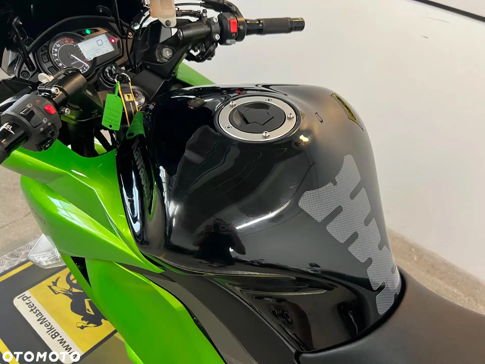 Kawasaki Z - 27