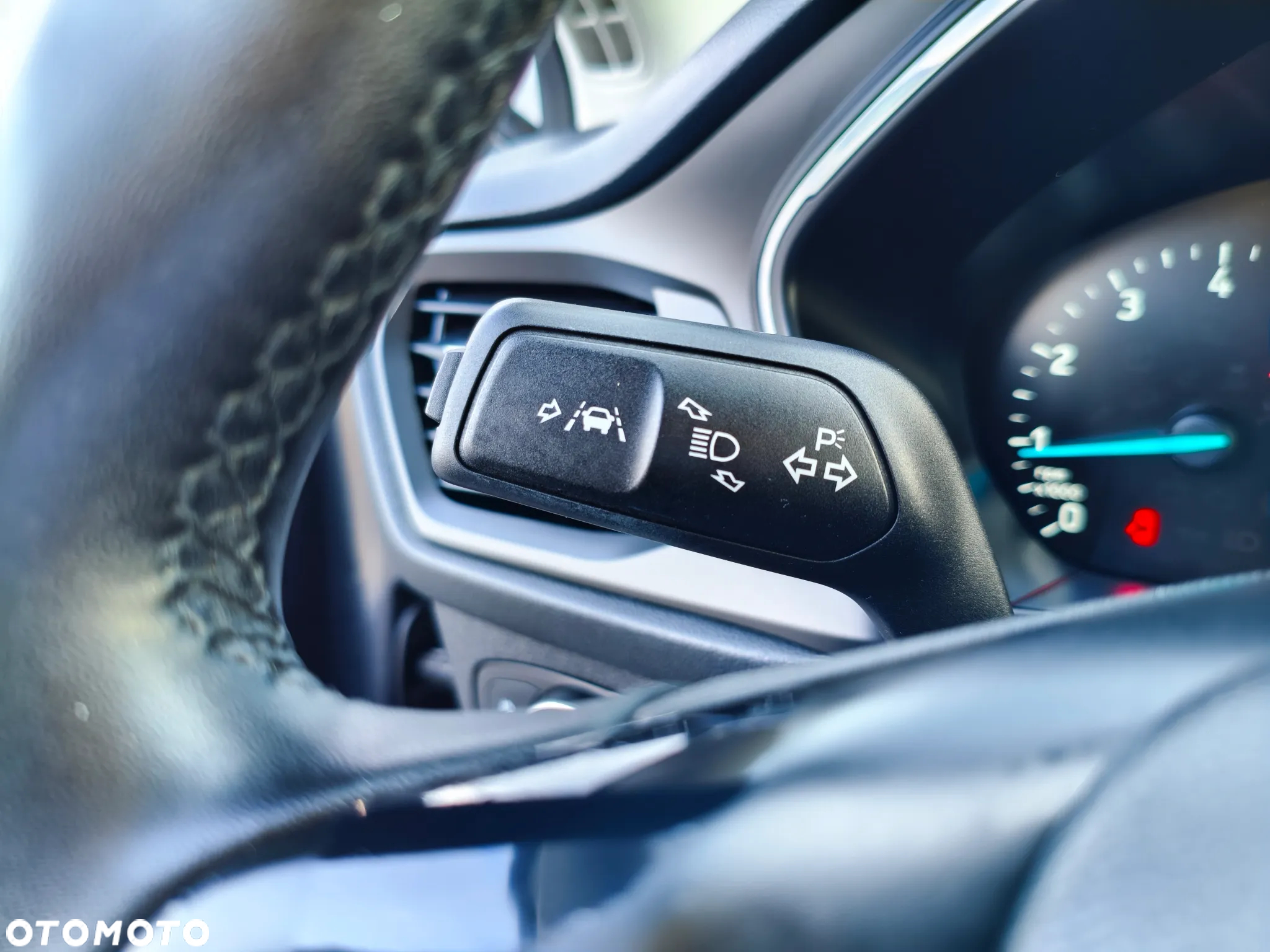 Ford Focus 1.0 EcoBoost Titanium - 16