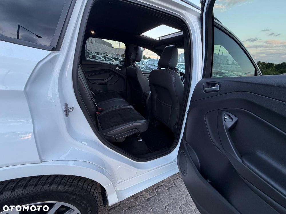 Ford Kuga 2.0 TDCi AWD ST-Line Black - 14