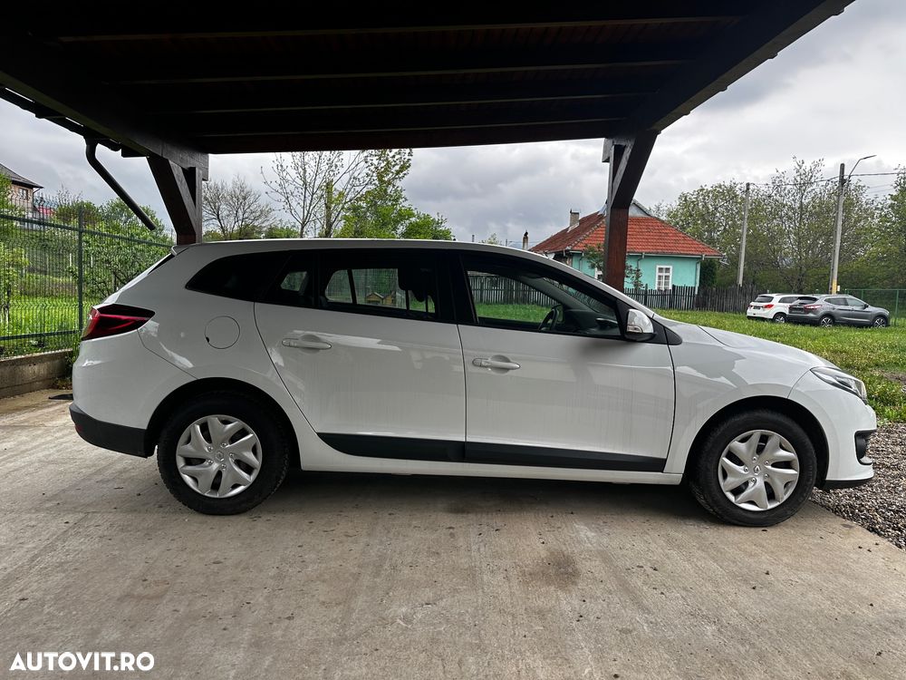 Renault Megane ENERGY TCe 115 Start & Stop Authentique - 4