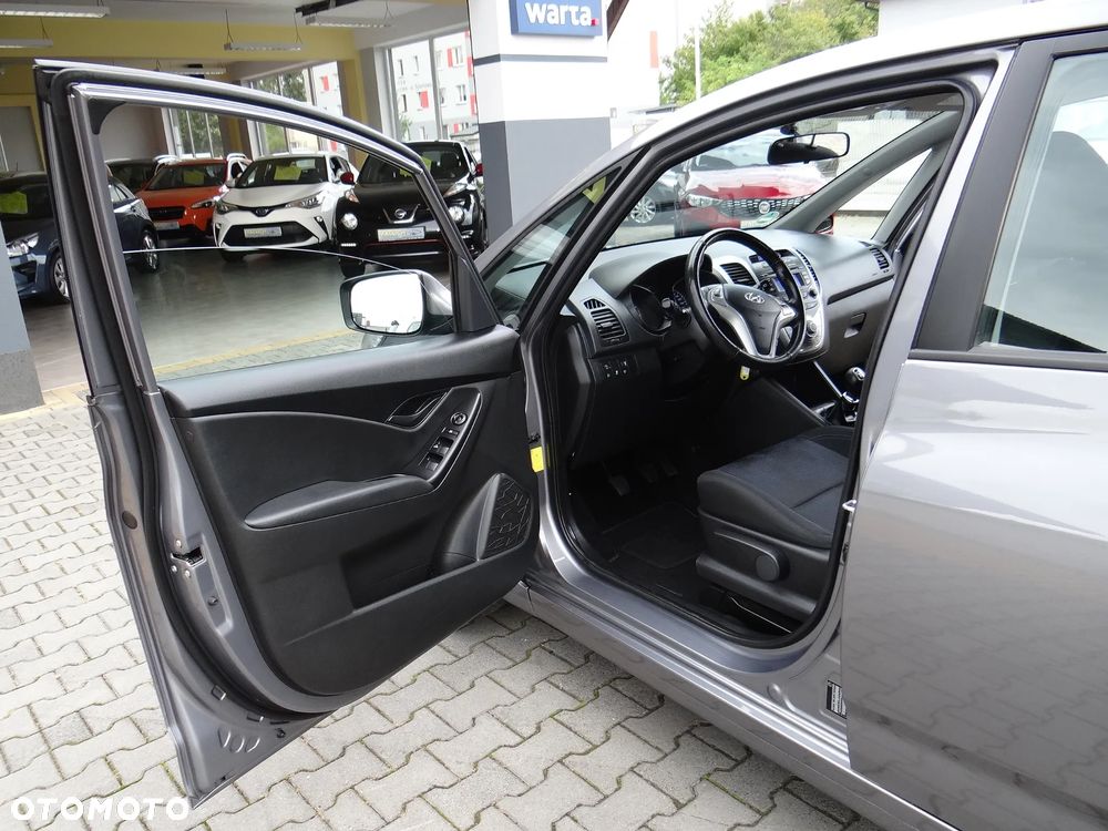 Hyundai ix20 1.4 blue Comfort - 21