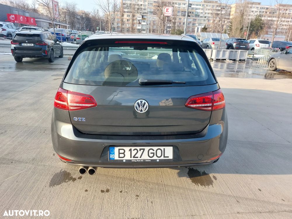 Volkswagen Golf - 15