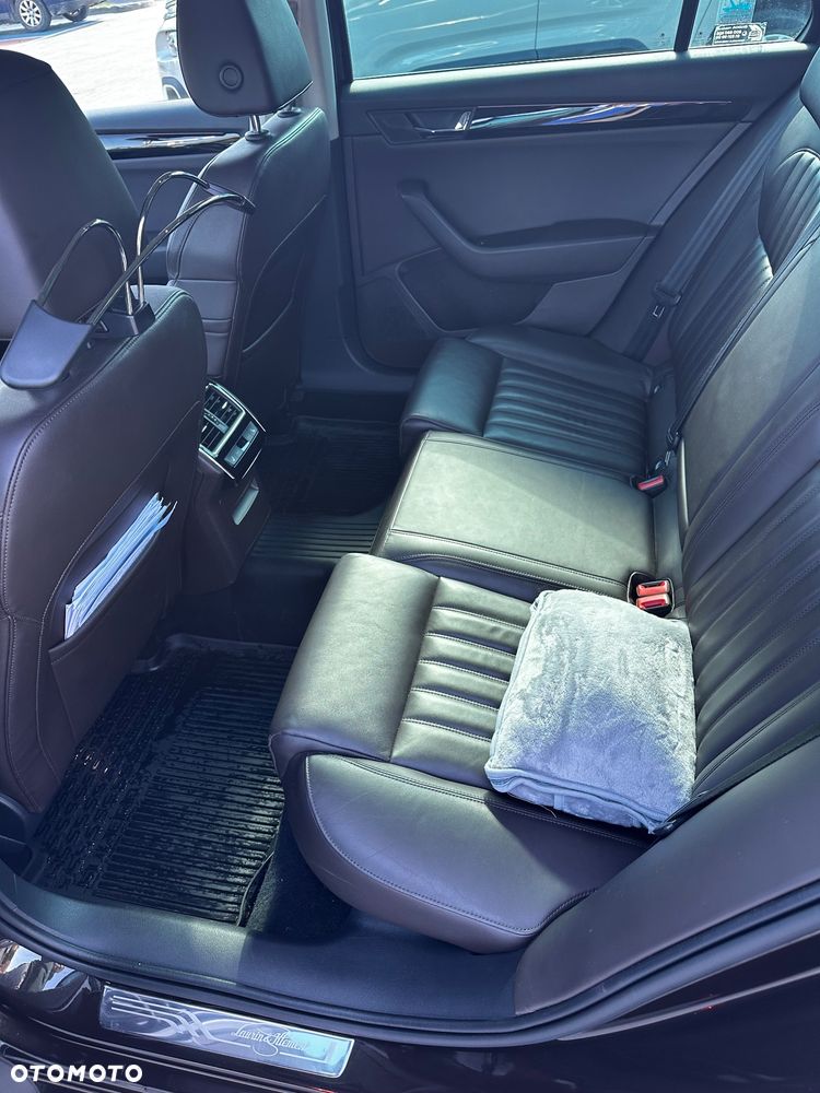 Skoda Superb 1.8 TSI L&K DSG - 9