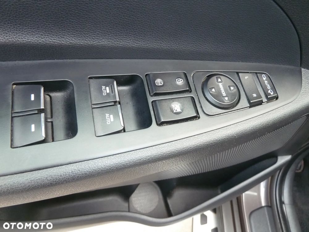 Hyundai Tucson 1.6 Turbo 2WD Style - 22