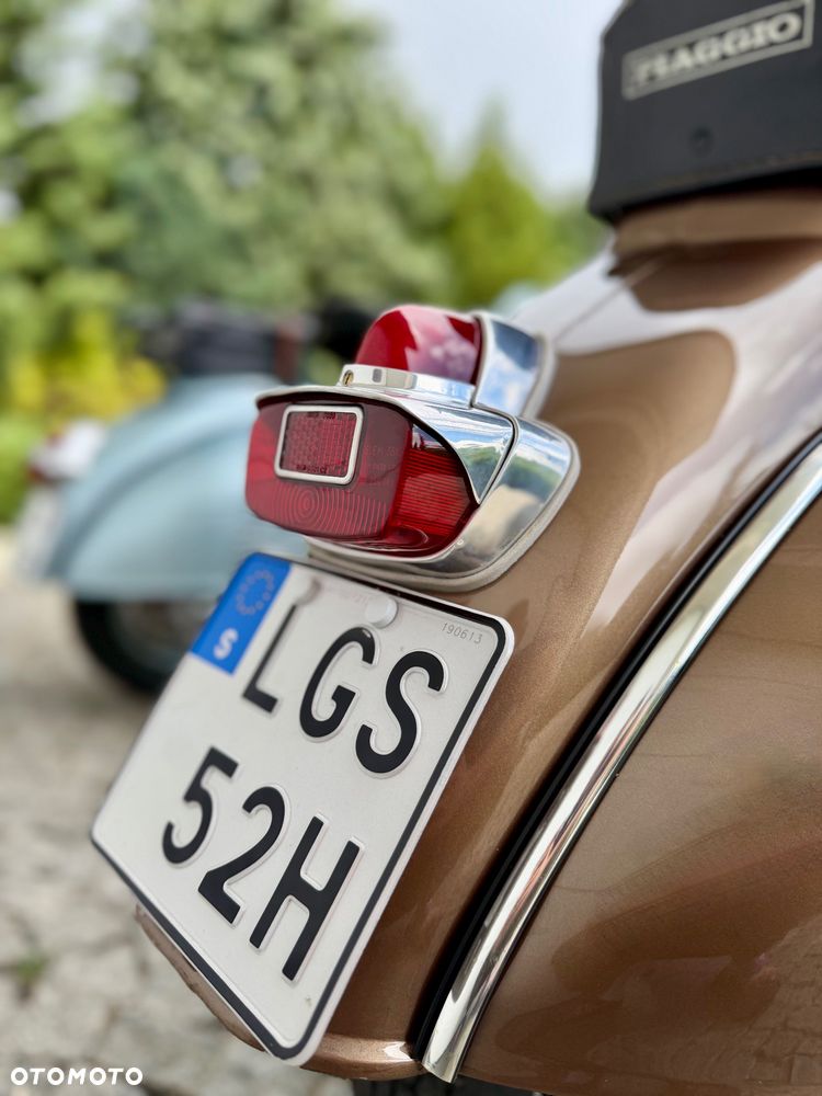 Piaggio Vespa - 10