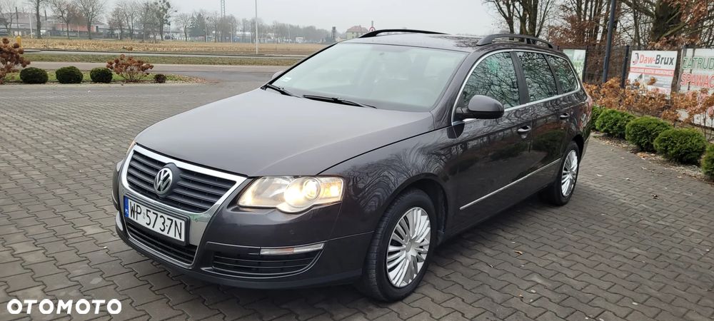 Volkswagen Passat - 2