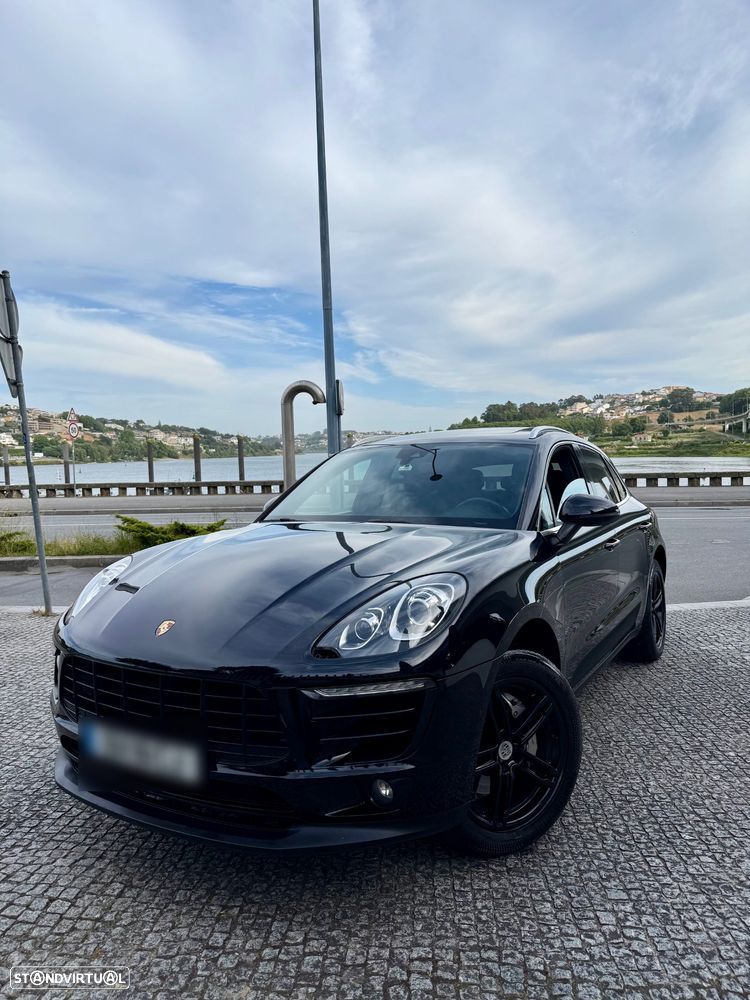Porsche Macan S - 1