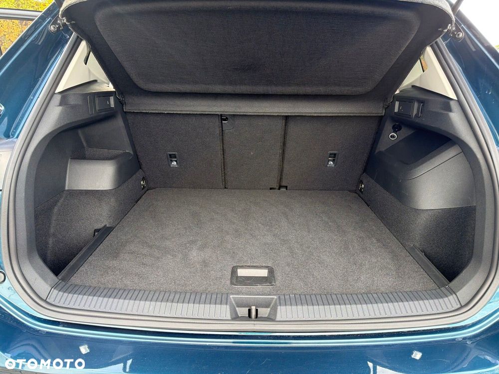 Volkswagen Tiguan - 38