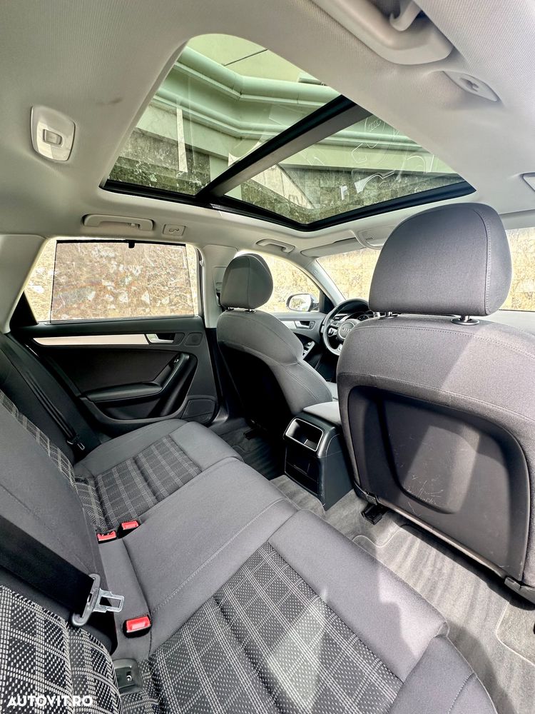 Audi A4 Avant 2.0 TDI DPF multitronic S line Sportpaket - 8