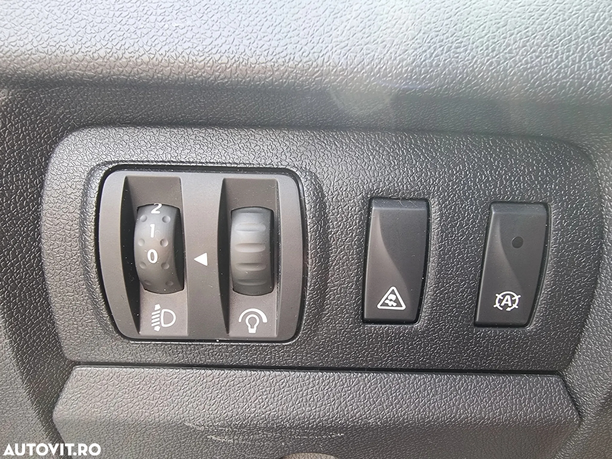 Renault Megane Grandtour ENERGY dCi 110 Start & Stopp Bose Edition - 12