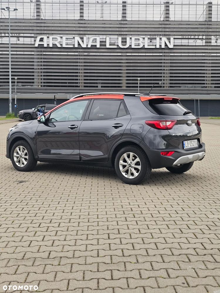 Kia Stonic 1.2 L - 7