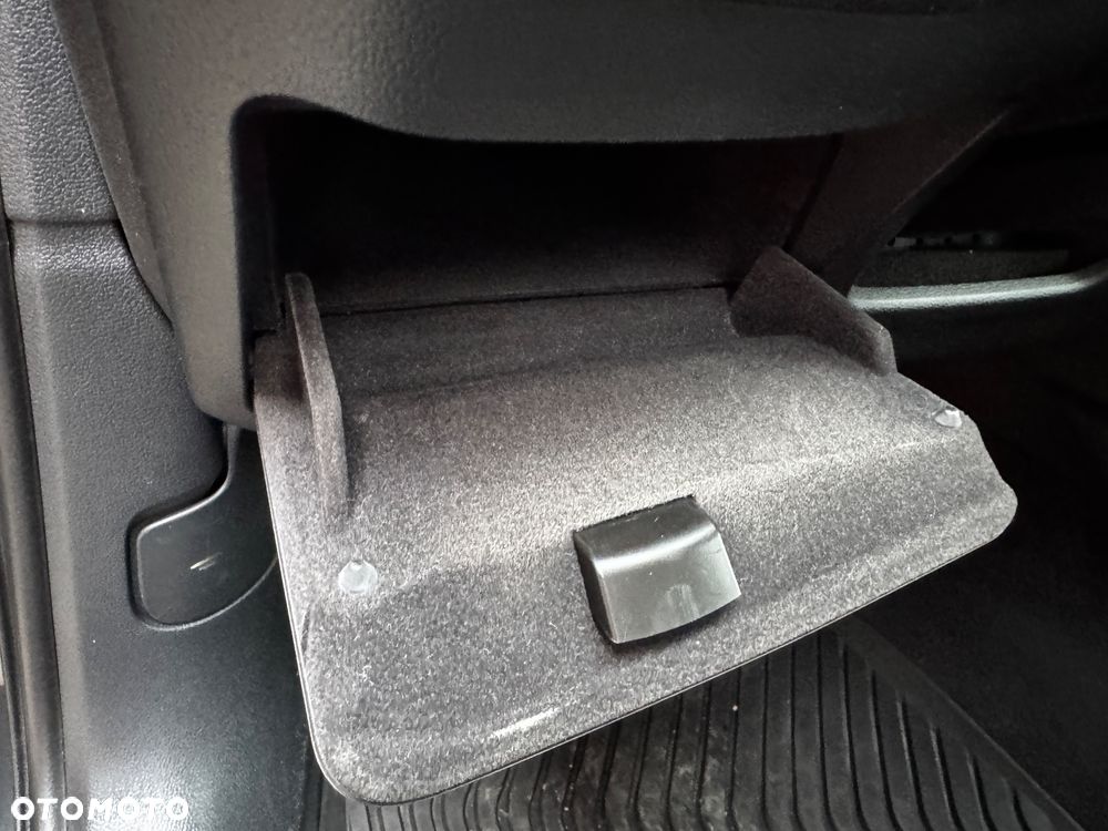 Audi A4 Limousine 2.0 TDI Sport S tronic - 25