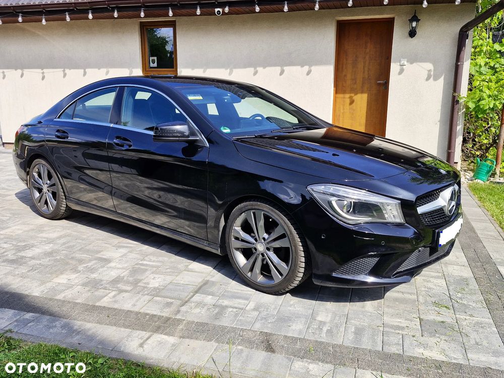 Mercedes-Benz CLA 180 Urban - 9