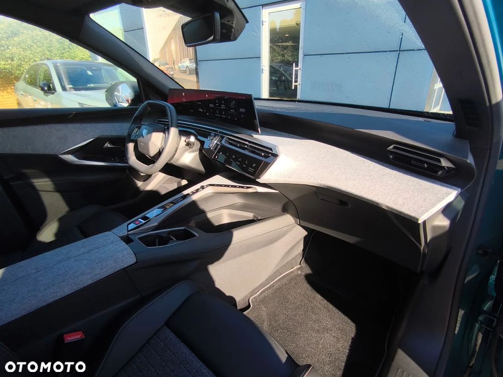 Peugeot 3008 1.2 PureTech mHEV Allure e-DCS6 - 16