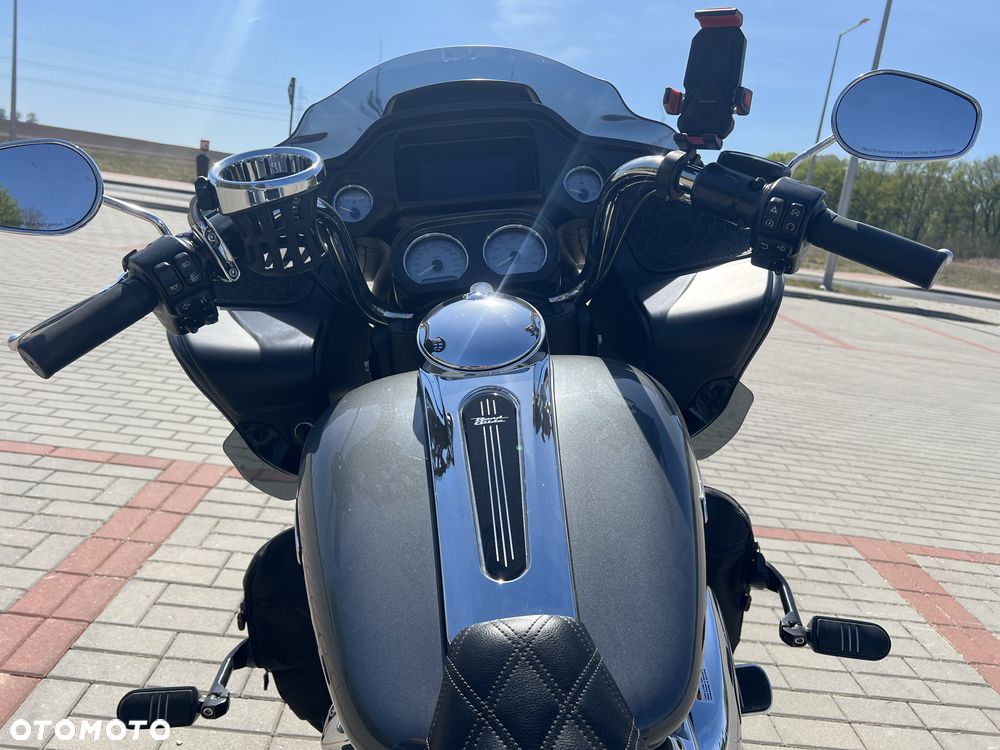 Harley-Davidson Touring Road Glide - 9