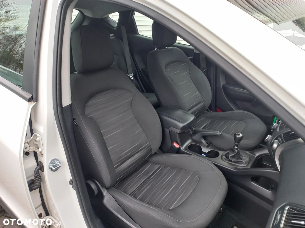 Hyundai ix35 1.6 2WD Classic - 13