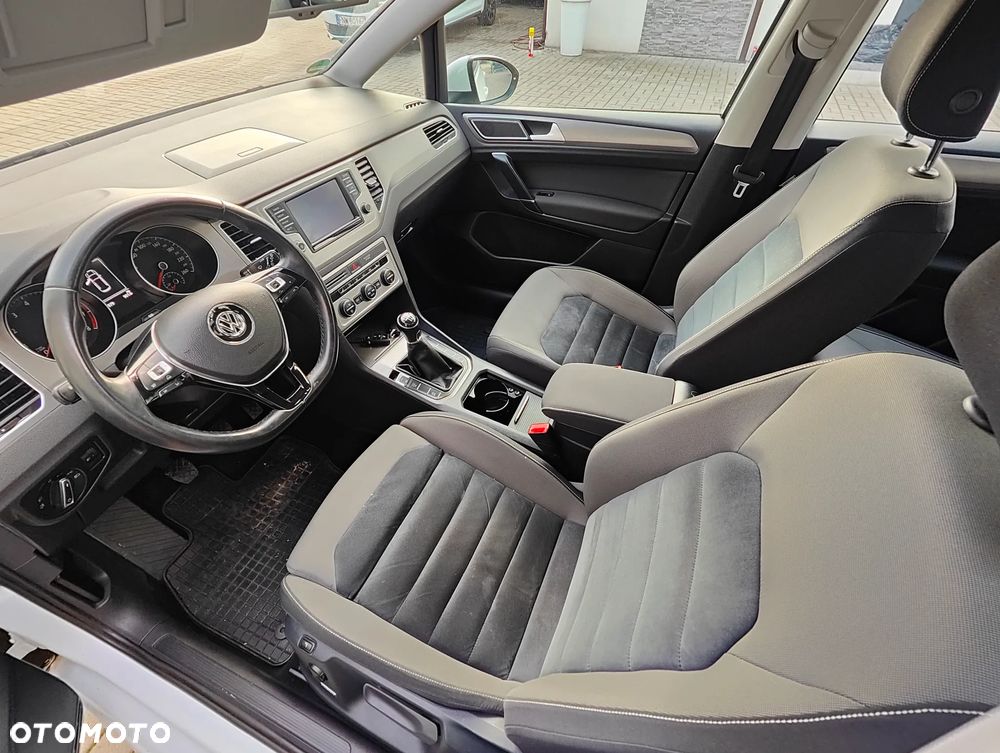 Volkswagen Golf Sportsvan - 12