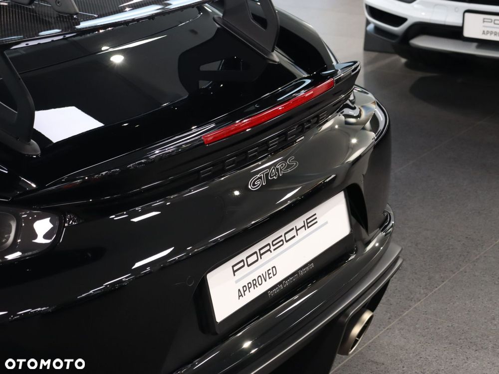 Porsche 718 Cayman GPF GT4 RS PDK - 30