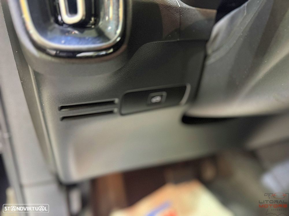 Volvo XC 40 Recharge Extended Range Plus - 19