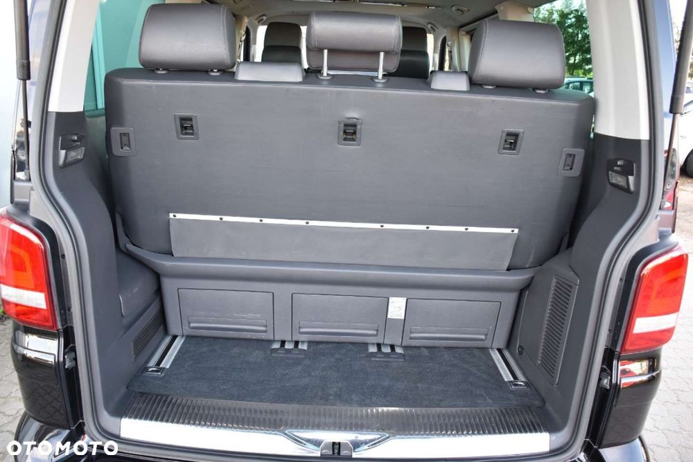 Volkswagen Multivan - 25