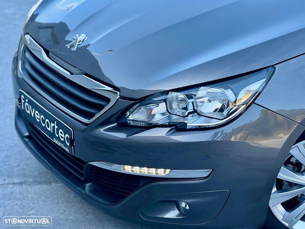 Peugeot 308 1.2 PureTech Style - 37