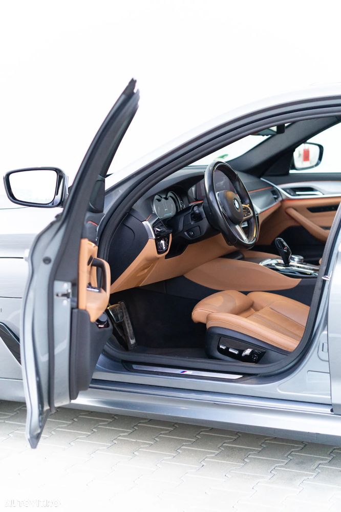 BMW Seria 5 530e xDrive AT PHEV - 10