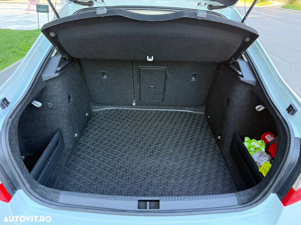 Skoda Octavia 2.0 TDI DSG Style - 21