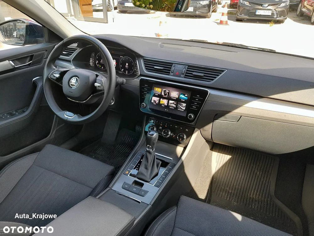 Skoda Superb 2.0 TDI SCR Style DSG - 10