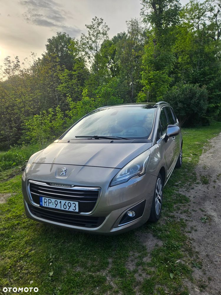 Peugeot 5008 2.0 HDi Family - 2