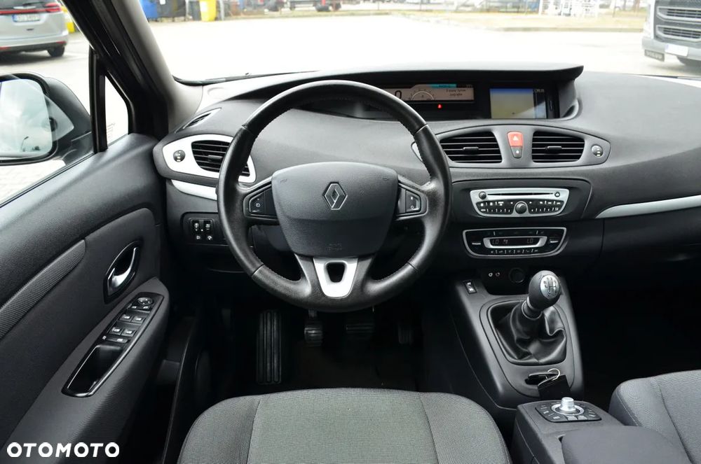 Renault Scenic 1.6 16V 110 LIMITED - 27