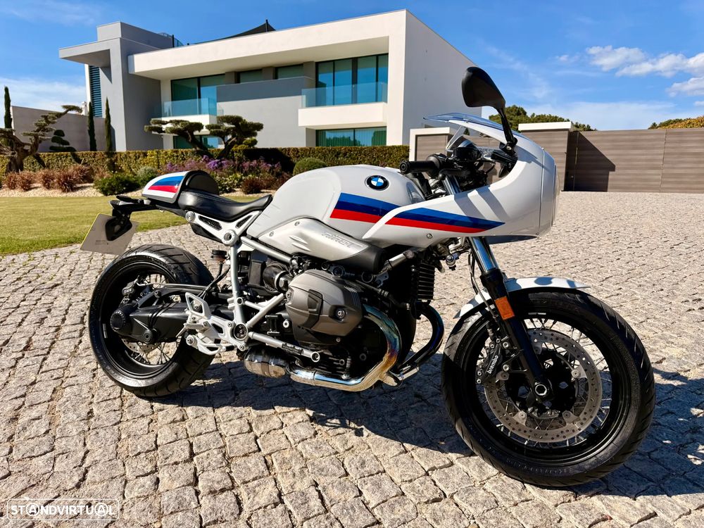 BMW R nineT Racer - 7