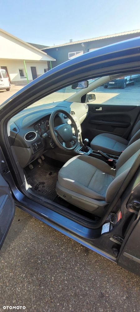 Ford Focus 1.6 TDCi Ghia - 13
