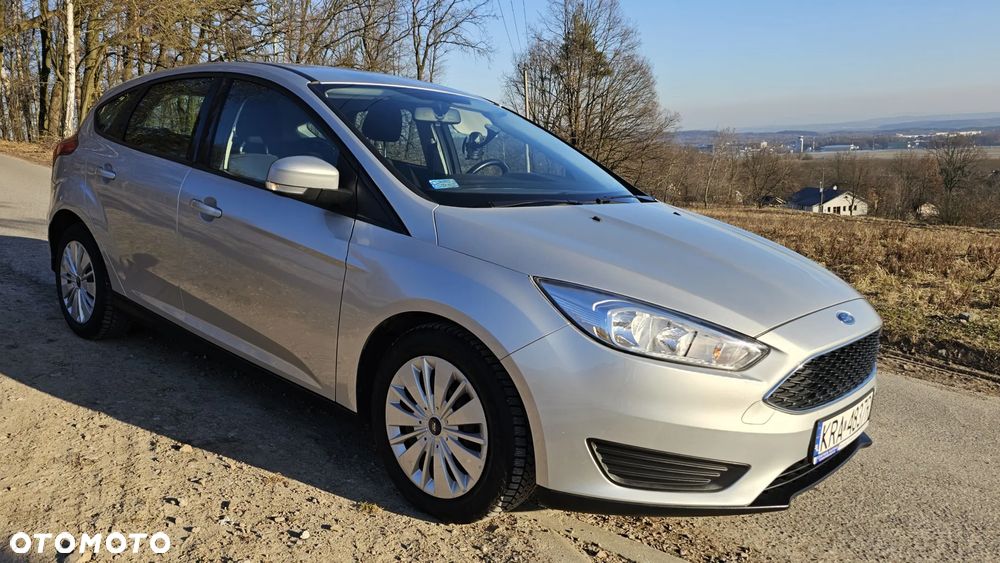 Ford Focus 1.6 Trend - 6