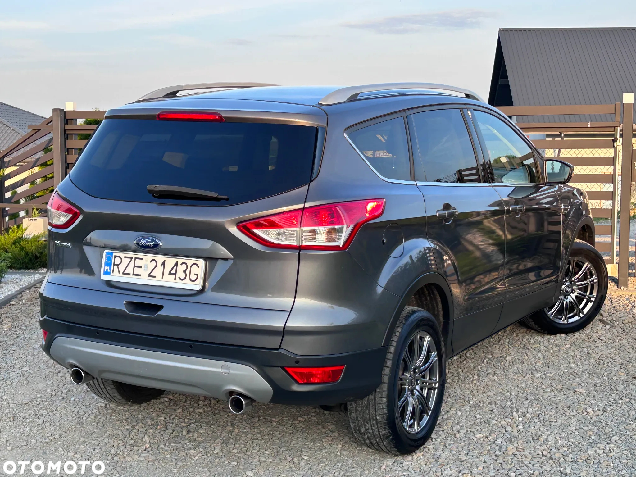 Ford Kuga 2.0 TDCi 4WD Titanium Plus - 4