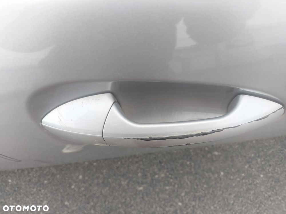 Mercedes-Benz Klasa C 200 CDI DPF - 9