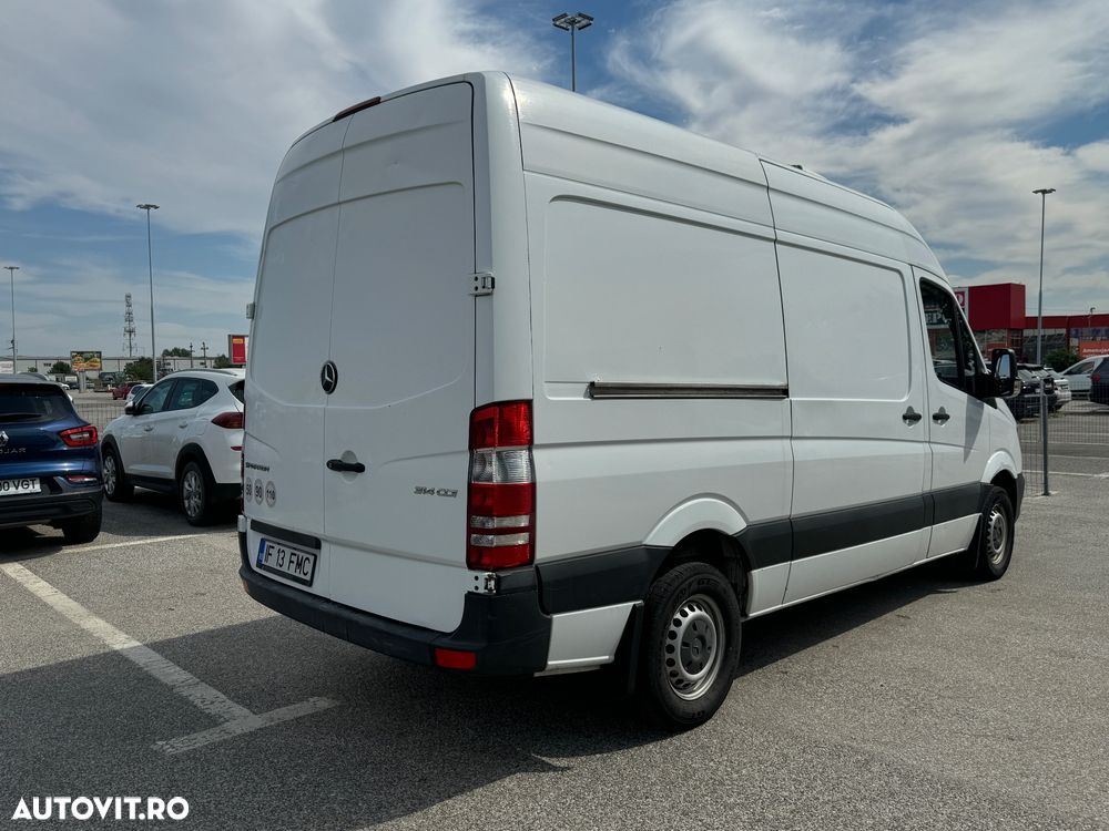 Mercedes-Benz Sprinter - 5