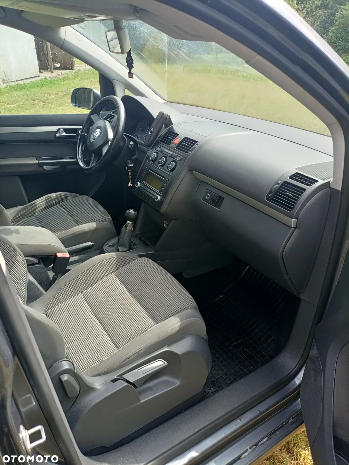 Volkswagen Touran 2.0 TDI DPF Highline - 1