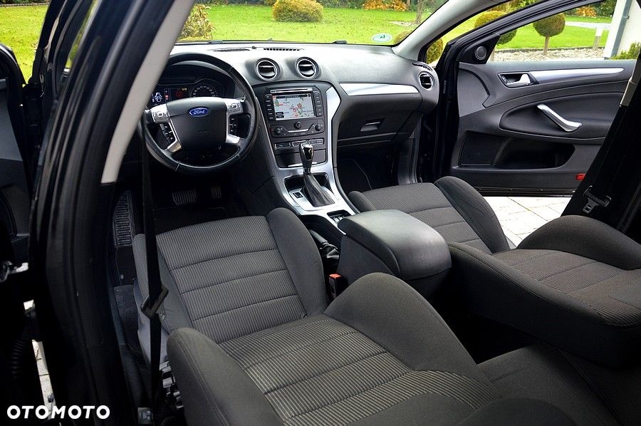 Ford Mondeo 2.0 EcoBoost ST-Line - 24