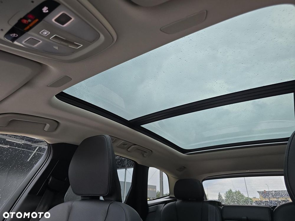 Volvo XC 60 B4 D Plus Dark - 11