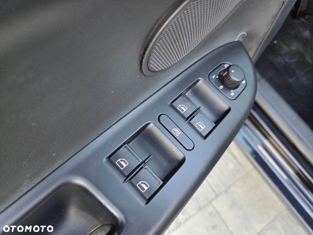 Volkswagen Golf Plus - 18