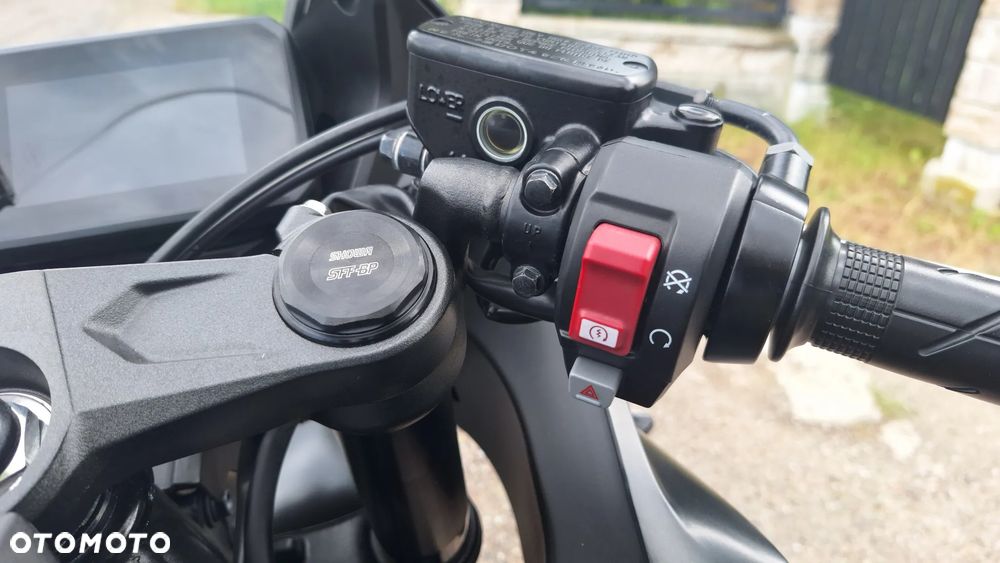 Honda CBR - 35