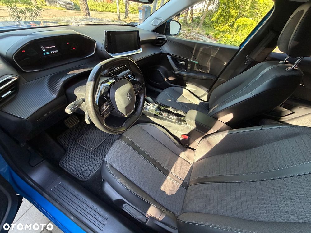 Peugeot 2008 Allure Pack - 10